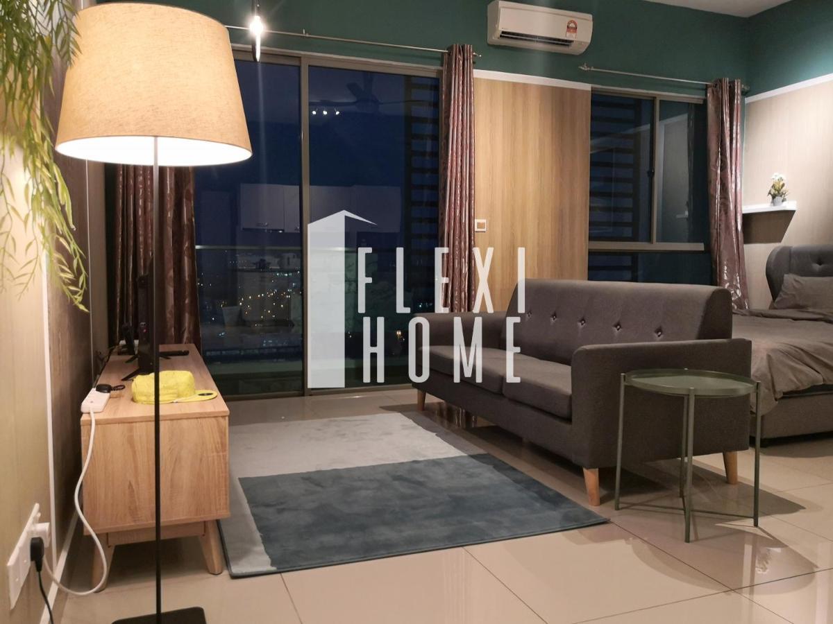 Netflix-Designed Studio Home At Cybersquare, Cyberjaya By Flexihome-My Exterior photo